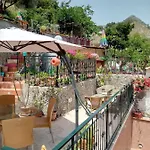 Bed & Breakfast Maria 3*